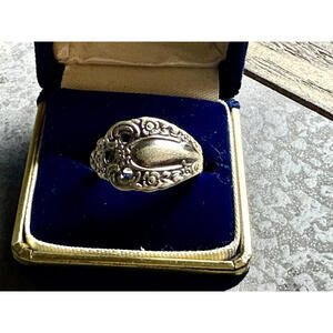Vintage Rogers Oneida Ltd Floral Silver Toned Adjustable Spoon Ring Size 6-1/2"